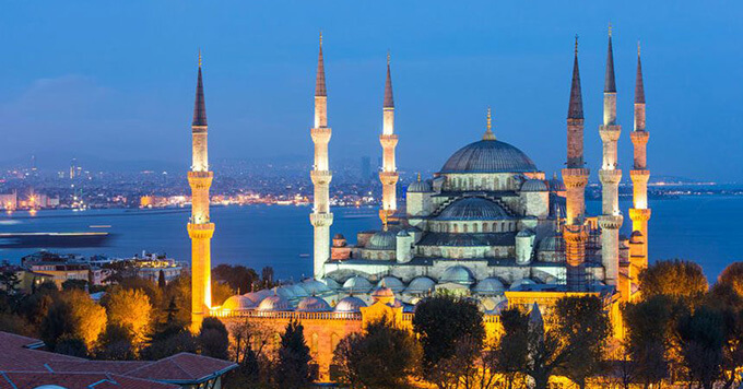 Istanbul Travel Guides 