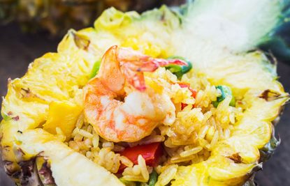Pineapple-fried-rice-bangkok