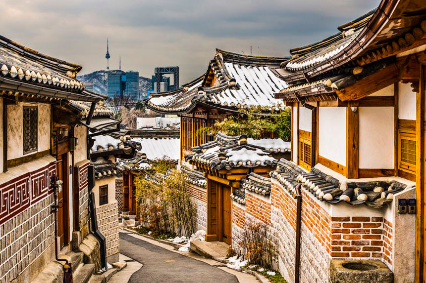 Bukchon Hanok Village : Traveler's Guide | Travelvui