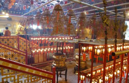 man-mo-temple-hong-kong