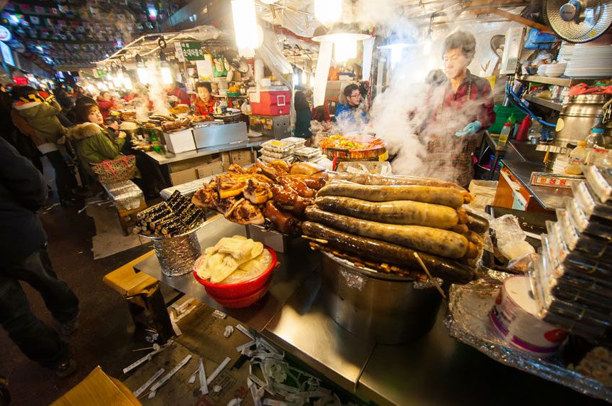 Explore Korean traditional markets