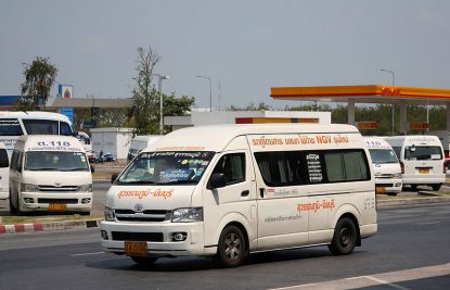 bangkok-airport-public-van