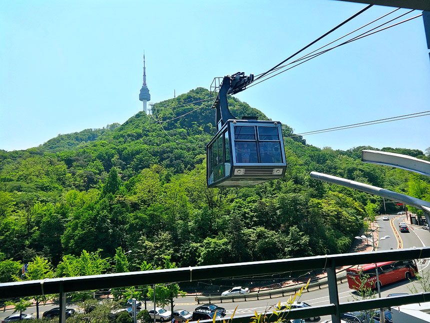 Namsan cable car