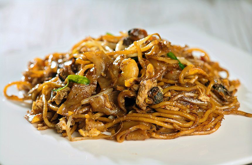 Char Kuey Teow (Stir-fried Noodles)