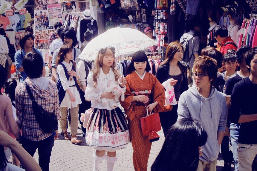 Best Places in Tokyo to Shop for Cheap Clothes