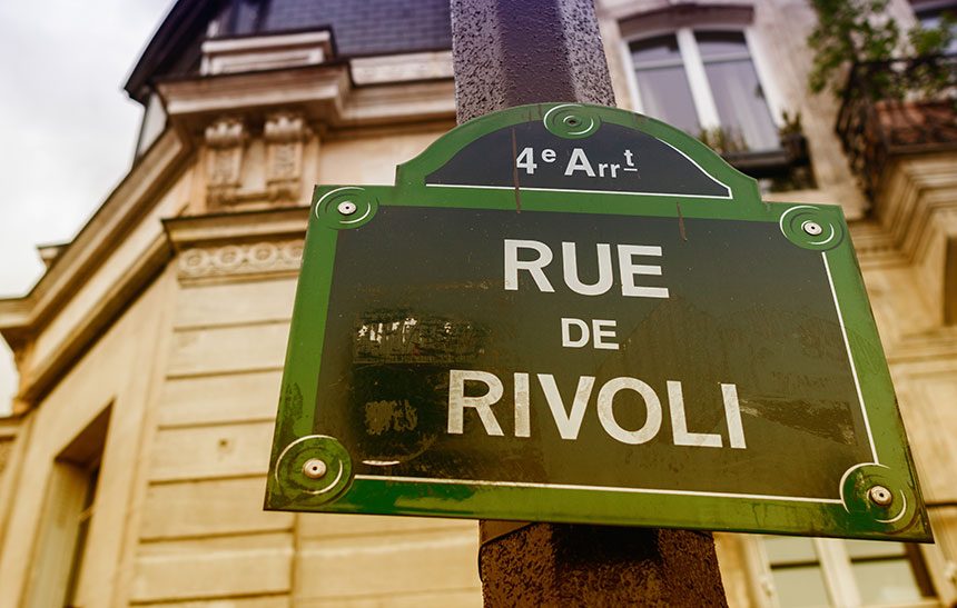 Money Changers on Rue de Rivoli