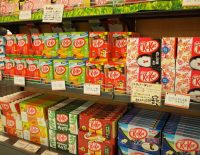 Tokyo-Kit-Kats-souvenir
