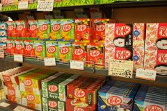 Tokyo-Kit-Kats-souvenir