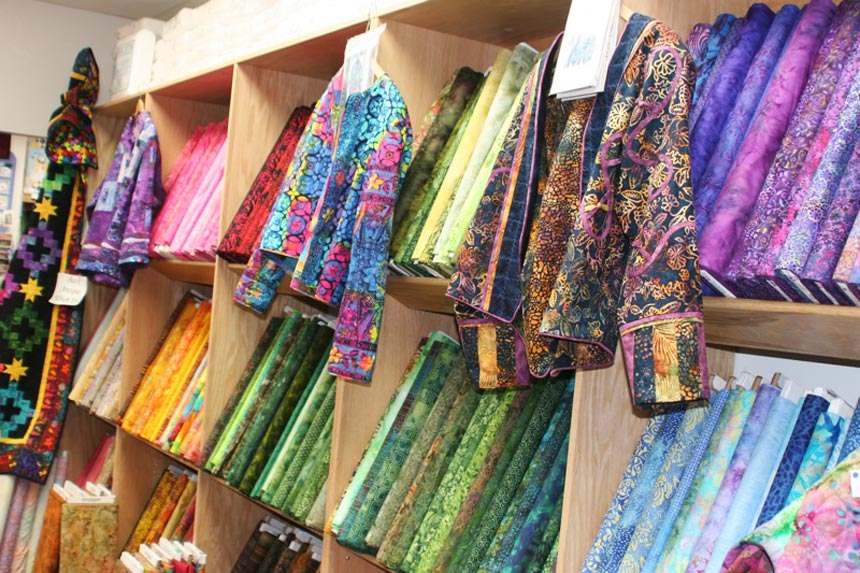 Batik Fabric Mustbuy souvenir in Jakarta Travelvui