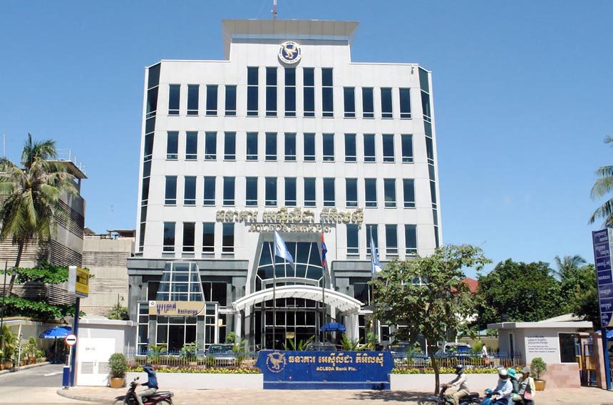 Bank branches near tourist areas in Phnom Penh