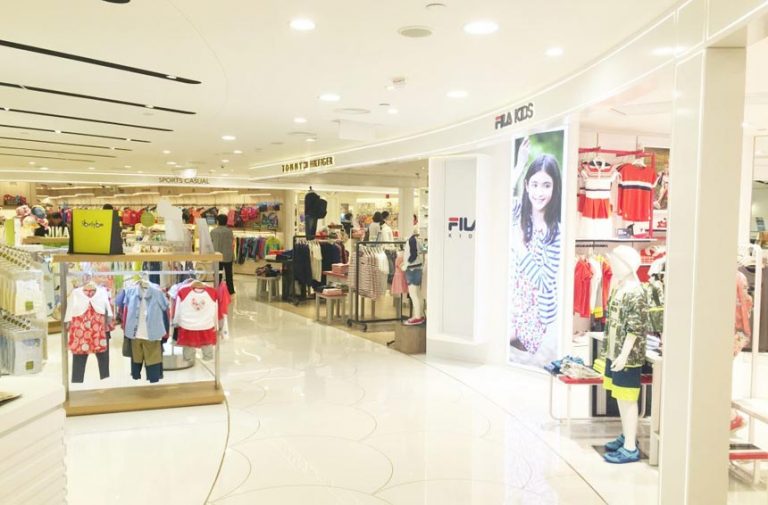 SOGO Hong Kong Best Department Store Mall in Hong Kong Travelvui